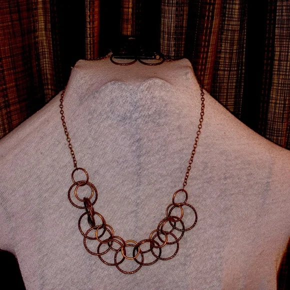 Copper toned fashion jewelry - Picture 3 of 7